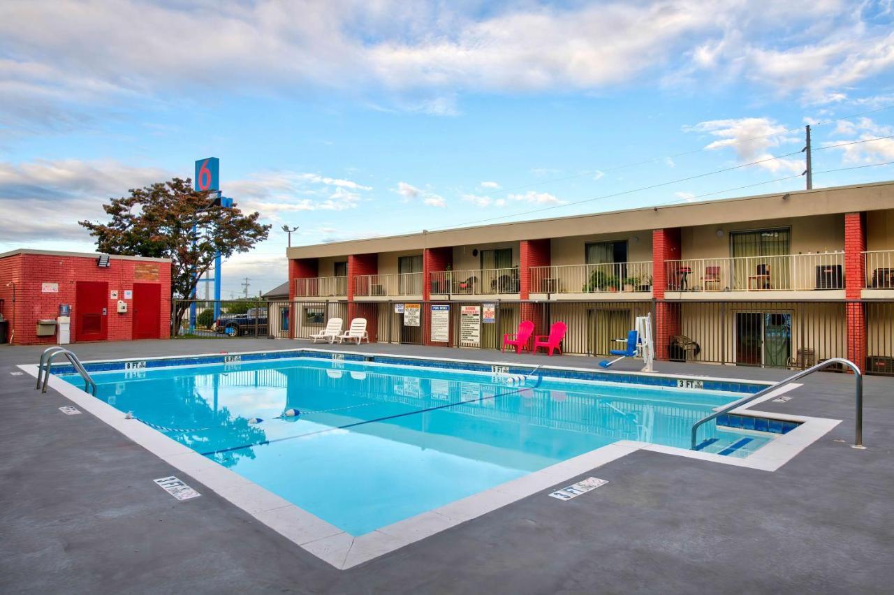 Motel 6-Gainesville, Ga Экстерьер фото